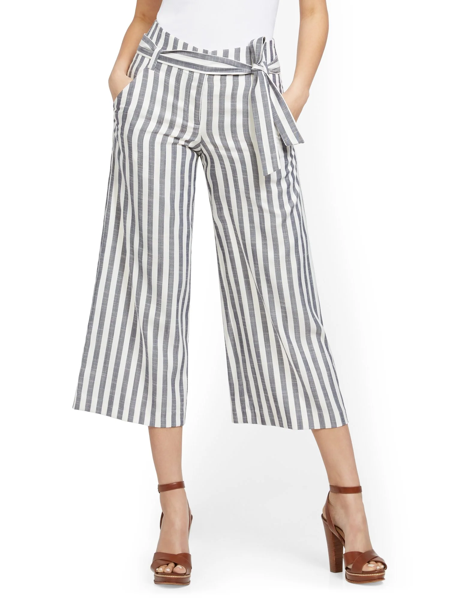 Tall Madie Wide-Leg Capri Pant - 7th Avenue - Stripe