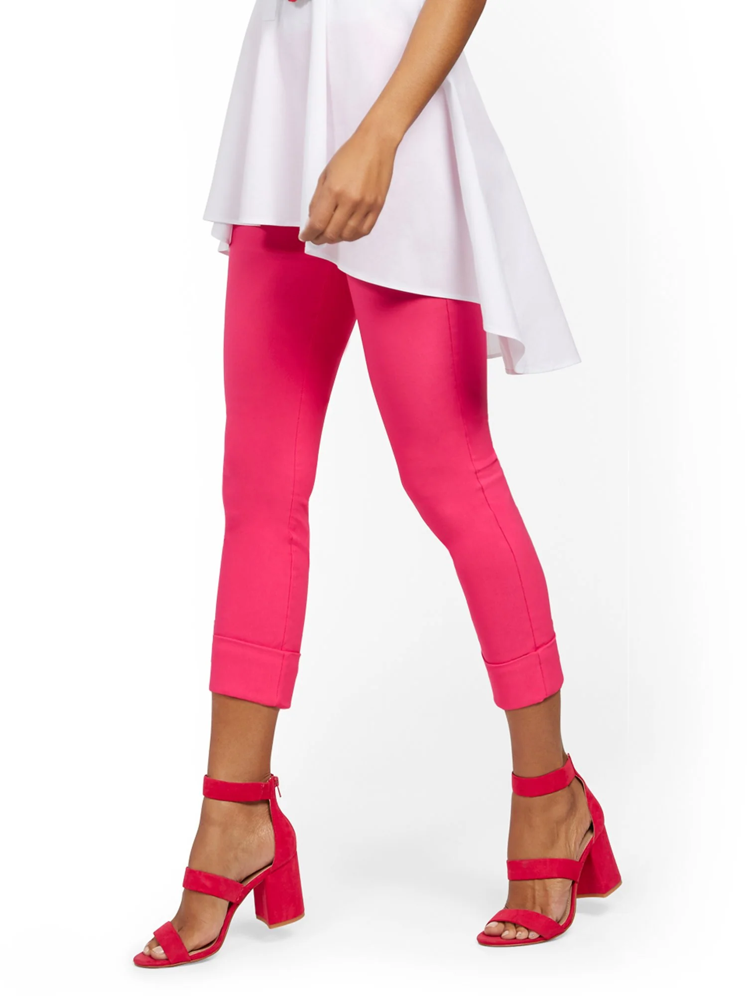 Tall Whitney High-Waisted Pull-On Capri Pant - Image 10