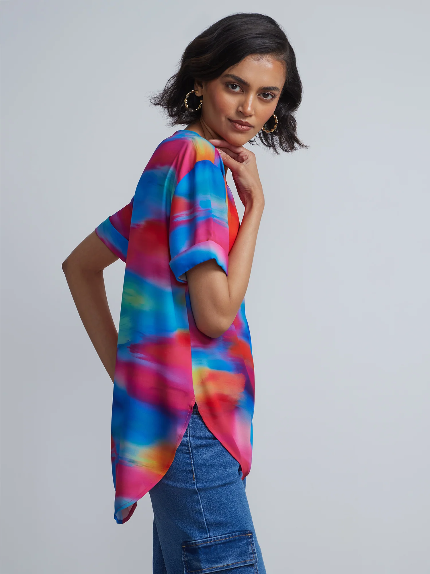 Tie-Dye Print Crewneck Side-Slit Cuffed Blouse - Image 2