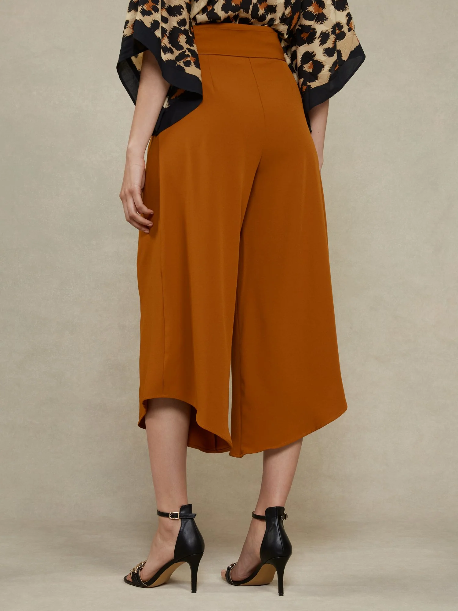 Tie-Waist Palazzo Capri Pant - Image 3