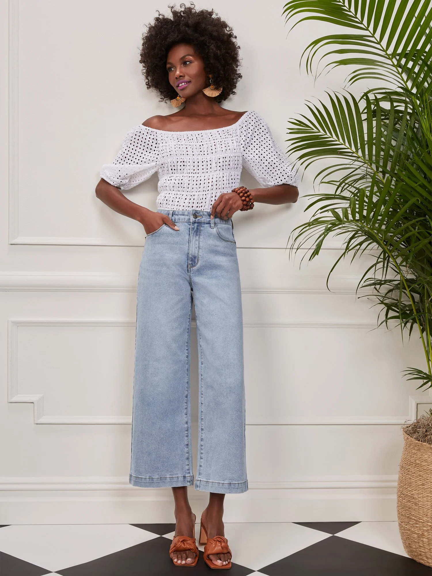 Ultra High-Waisted Wide-Leg Jeans