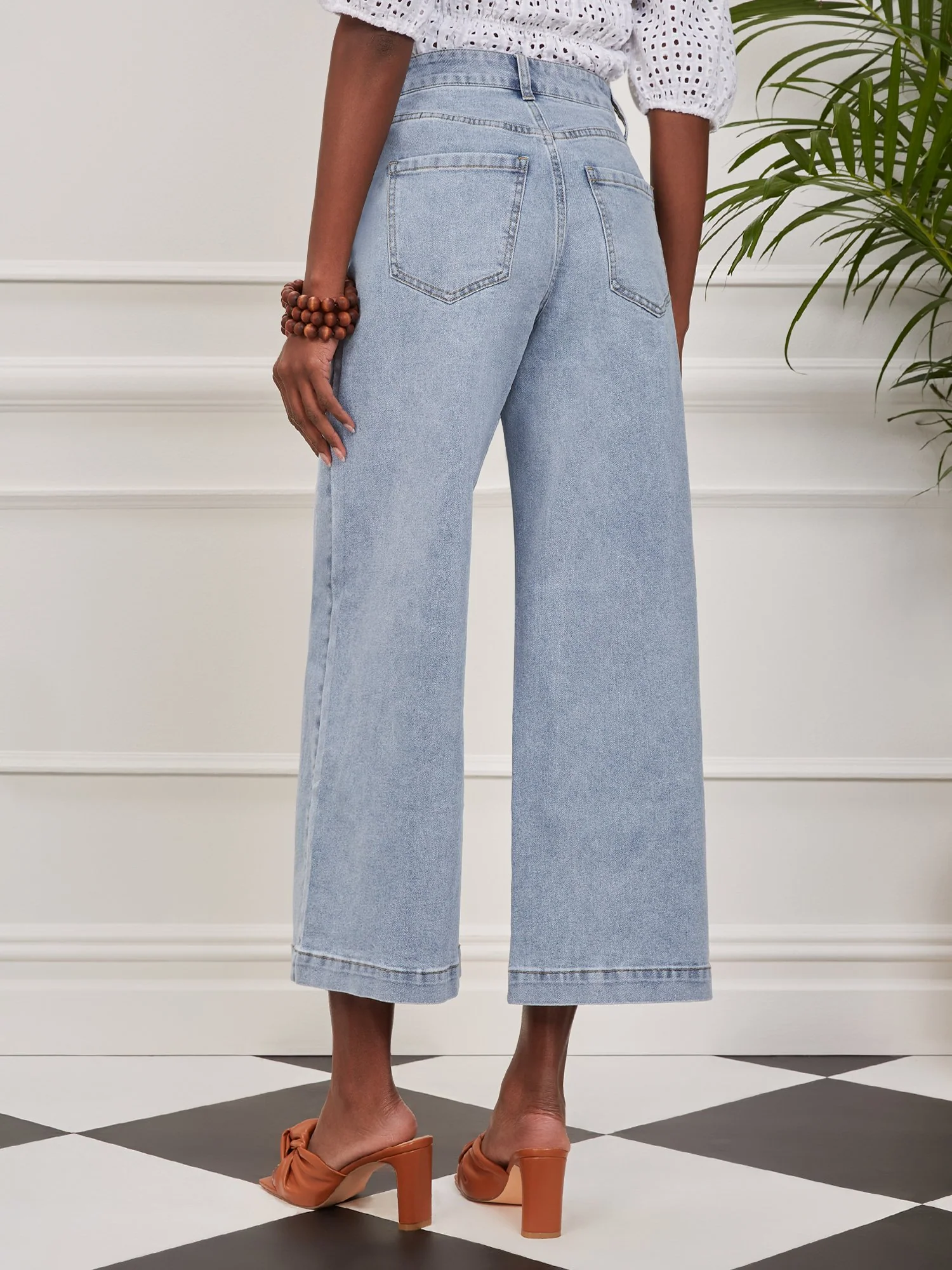 Ultra High-Waisted Wide-Leg Jeans - Image 3