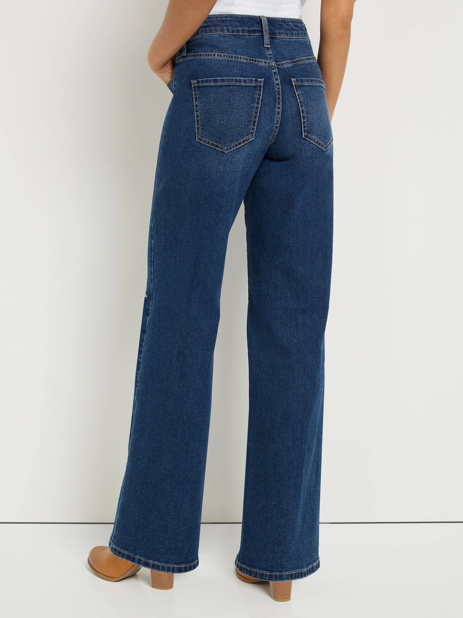 Ultra High-Waisted Wide-Leg Jeans - Dark Wash - Image 3