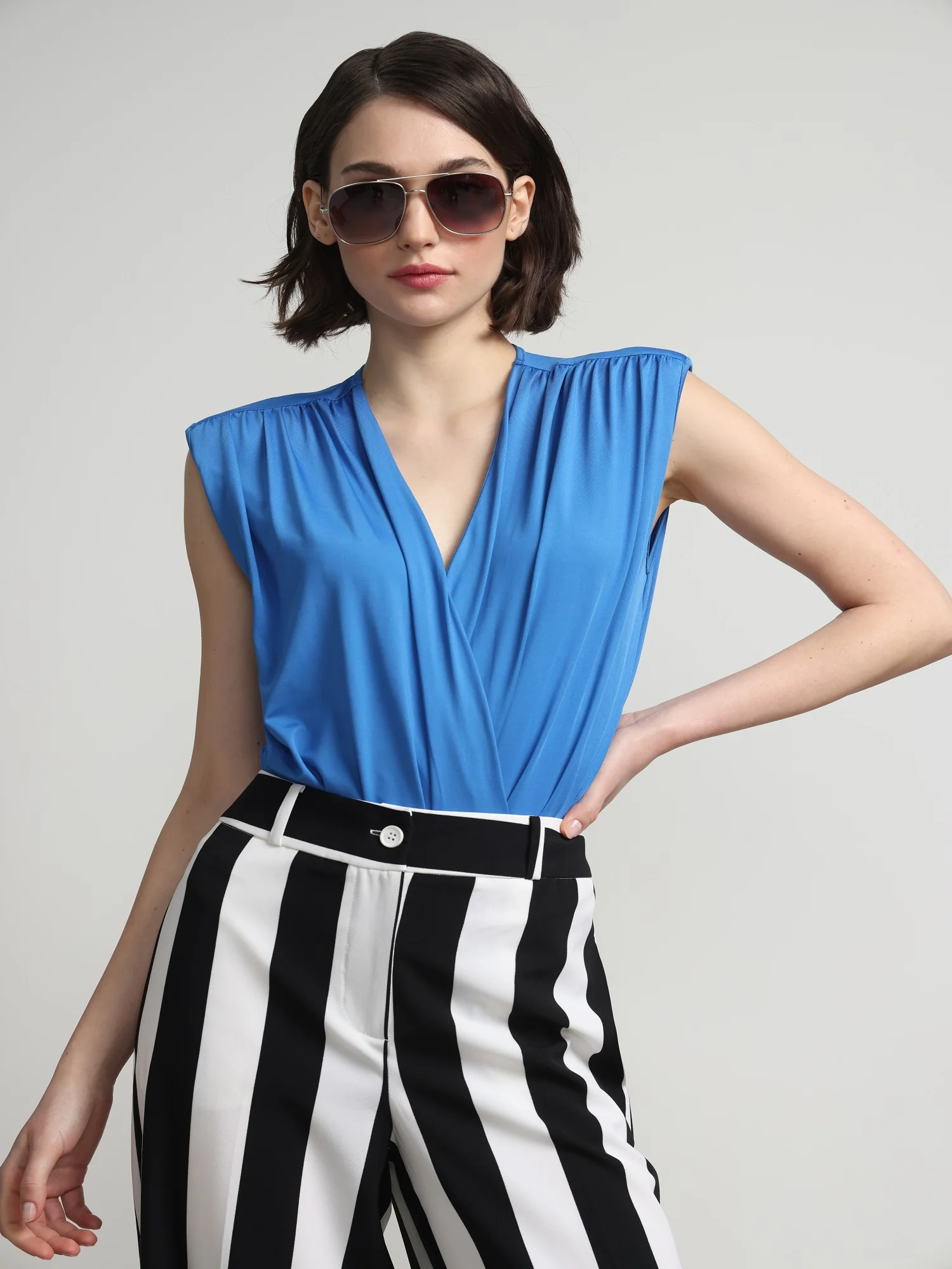 V-Neck Padded-Shoulder Knit Bodysuit - Image 5