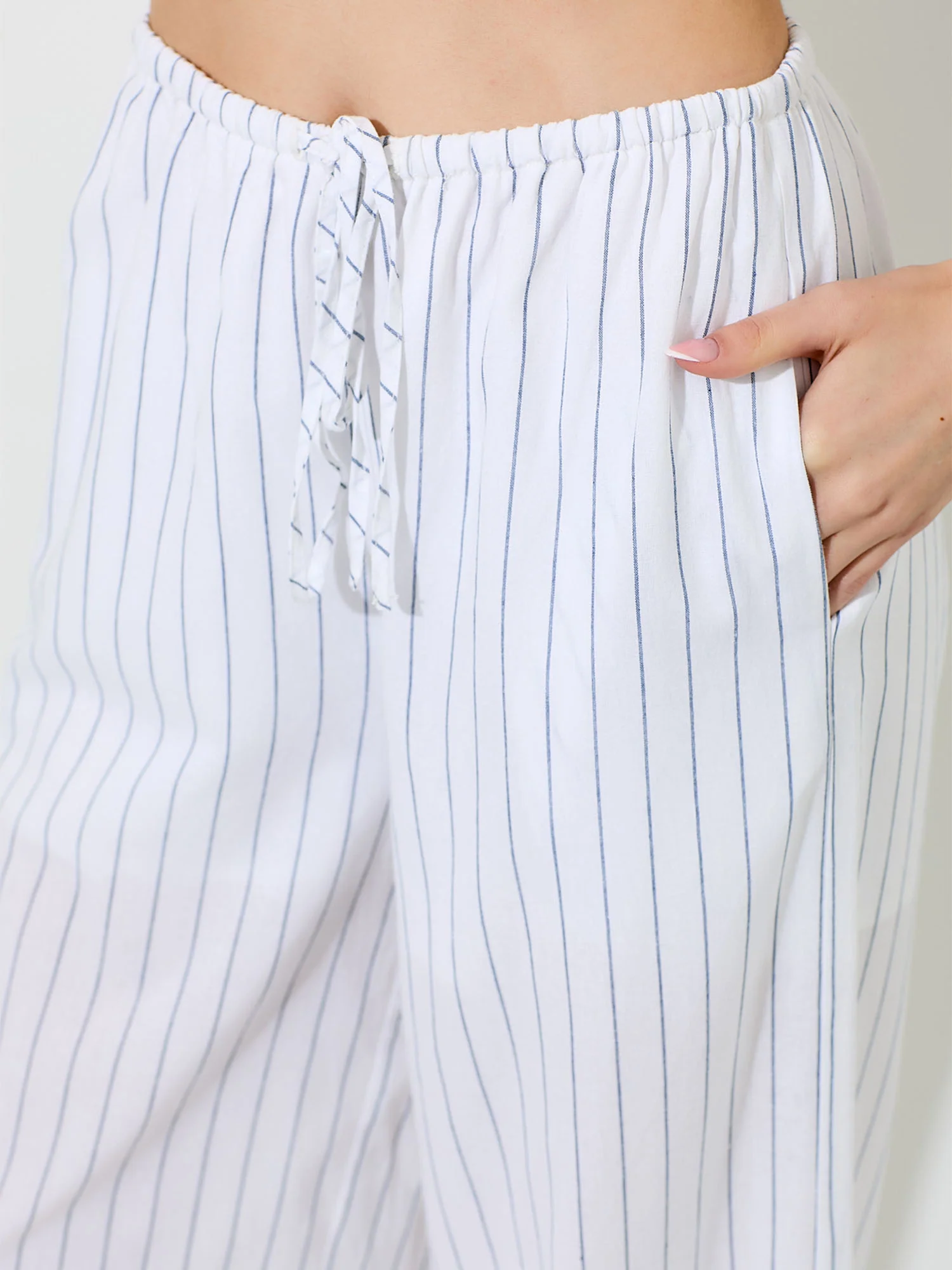 Tie Waist Pull On Stripe Flowy Pants - Image 3