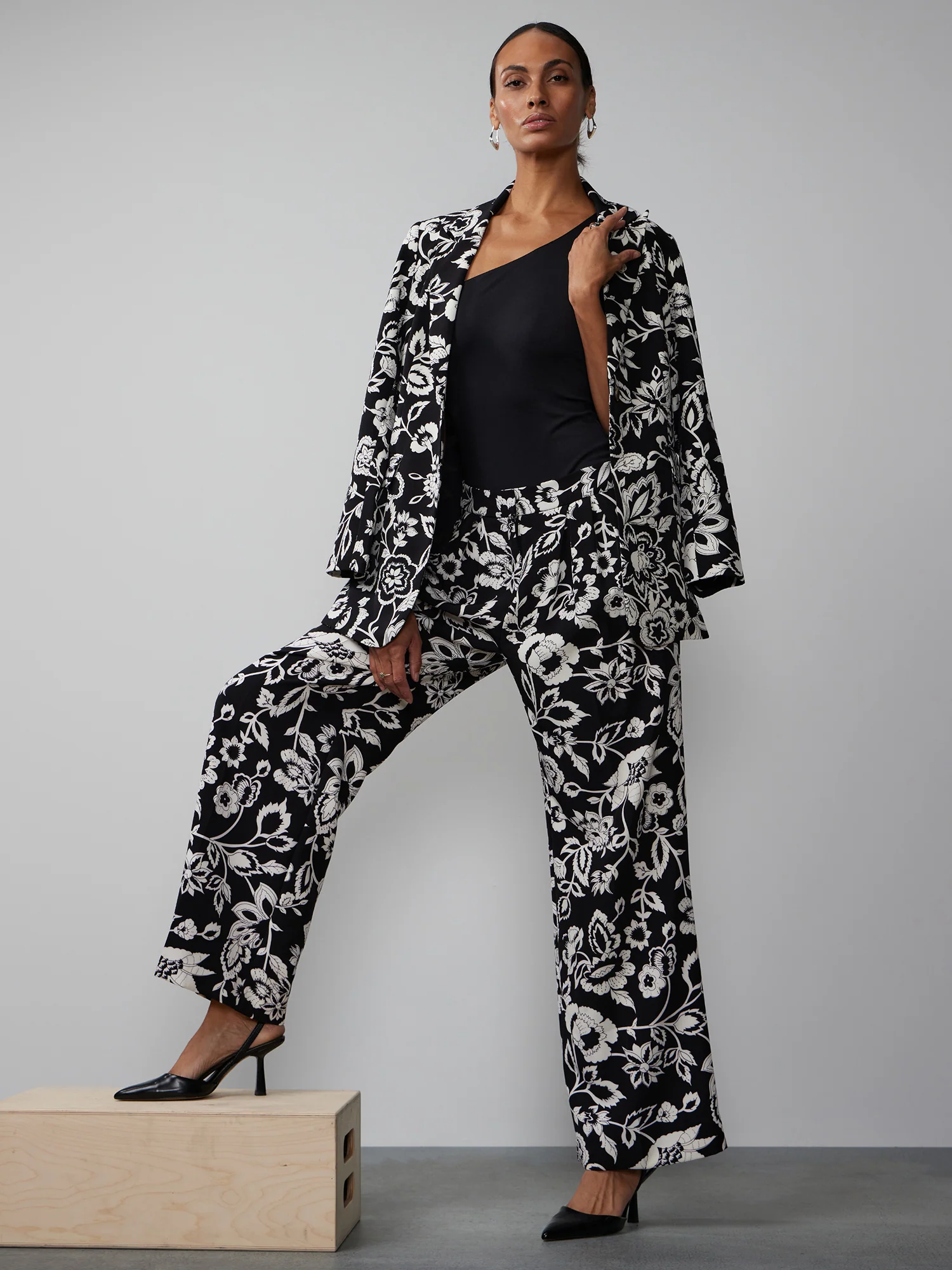 Wide Leg Floral Pant - Image 4