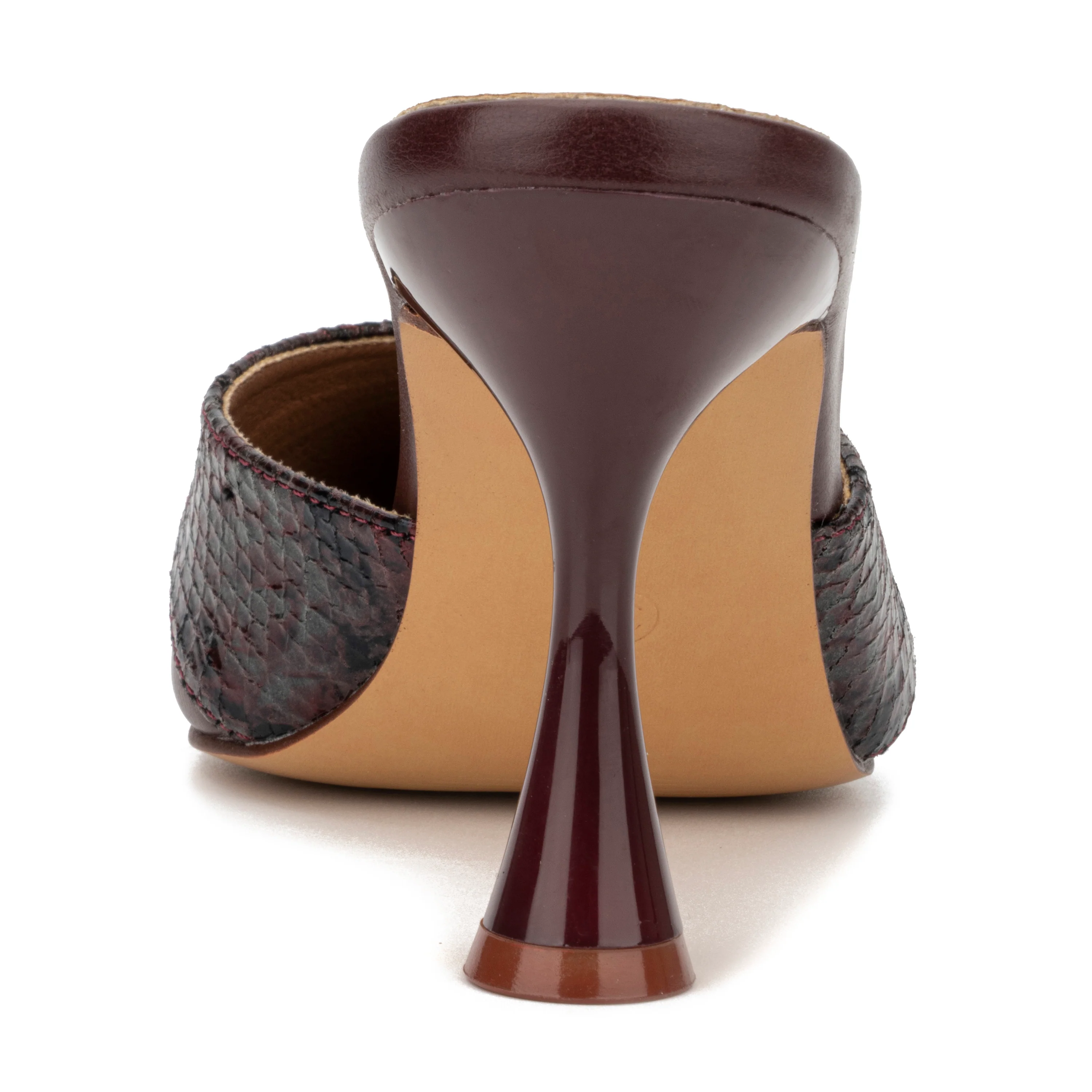 Dannah Heel - Image 10