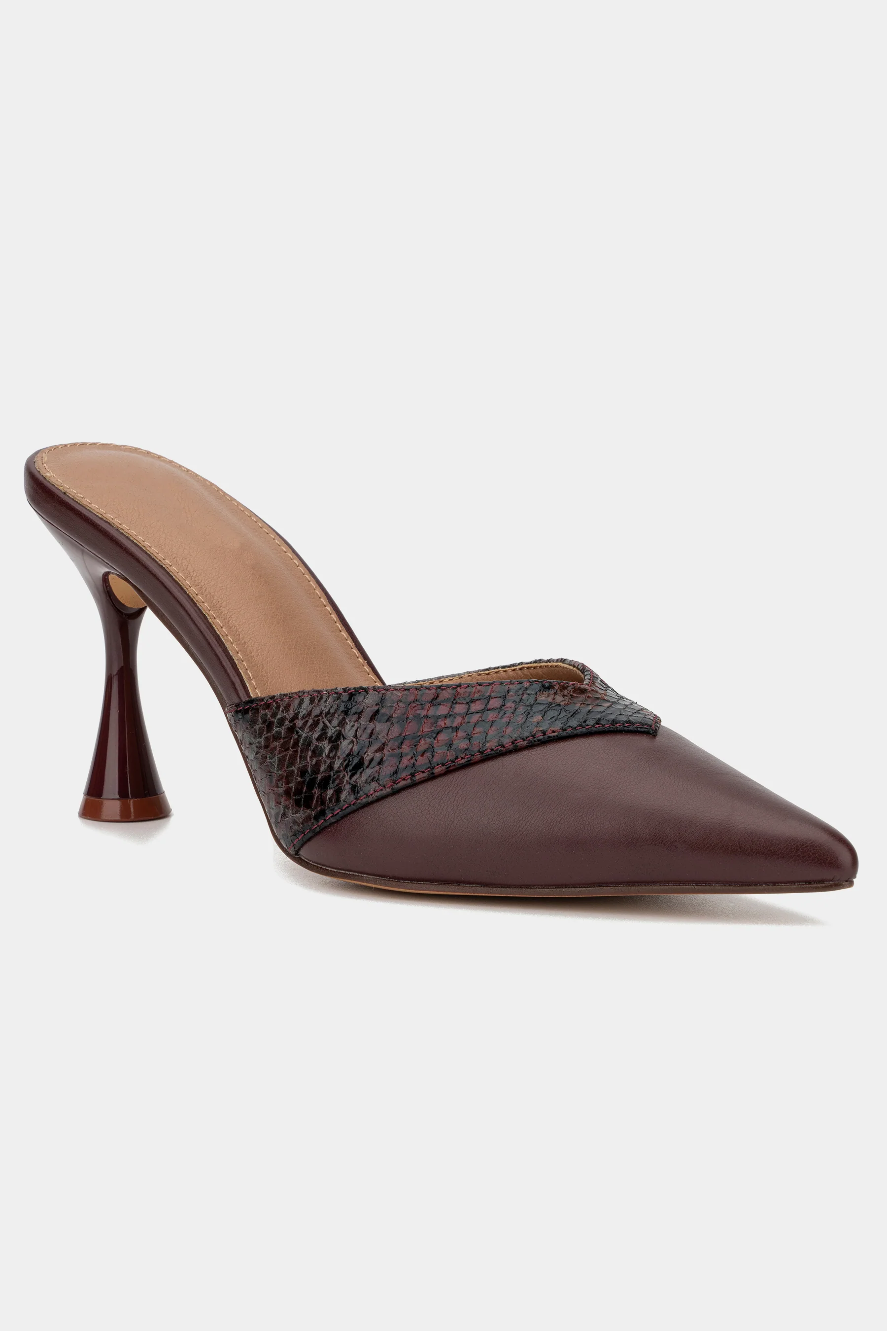Dannah Heel - Image 3